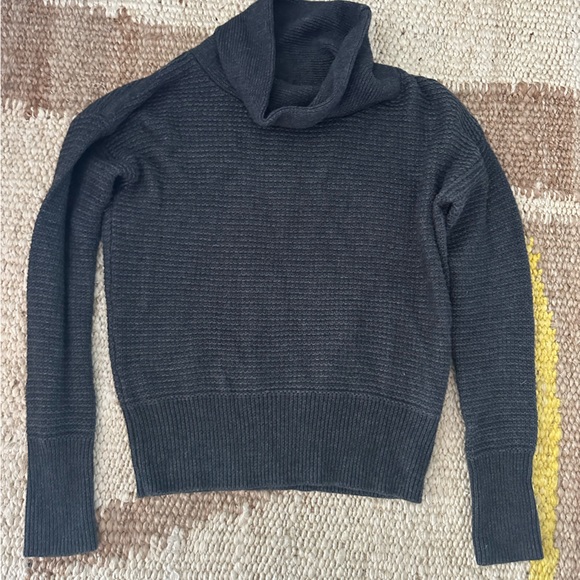 Jcrew & Club Monaco - set of 5 sweaters (wool and cashmere) sizes xs and s - Picture 13 of 15